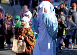 Rosenmontag In Jena Farbe Und Frohsinn Erlebte Winzerla 06